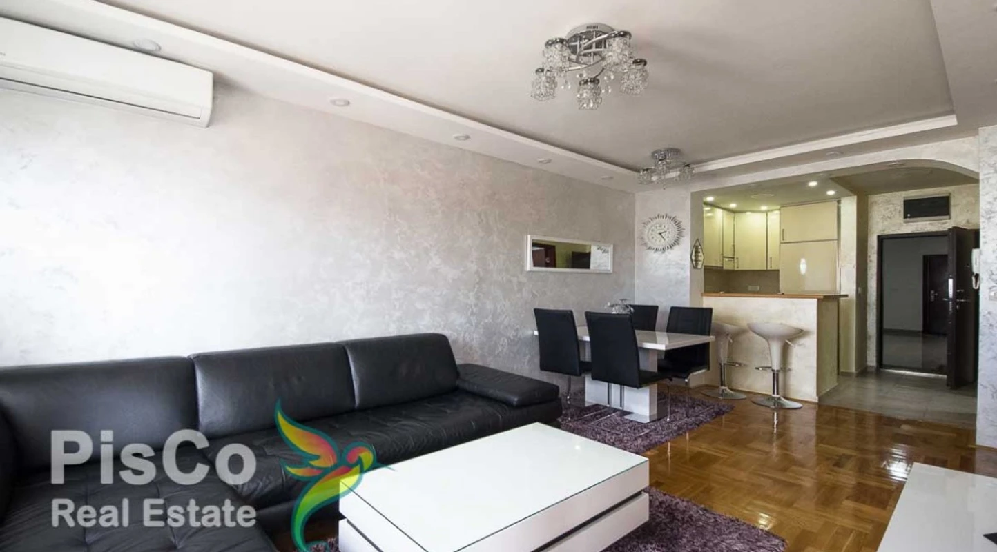 Lux jednosoban stan pod Ljubovićem 40m2 za prodaju